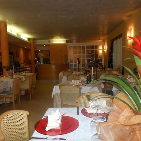 Hotel Ristorante Miralago Garda  Bagian luar foto