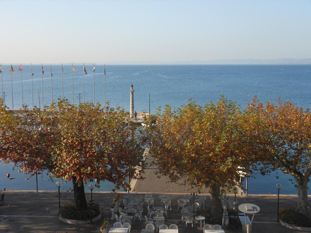 Hotel Ristorante Miralago Garda  Bagian luar foto