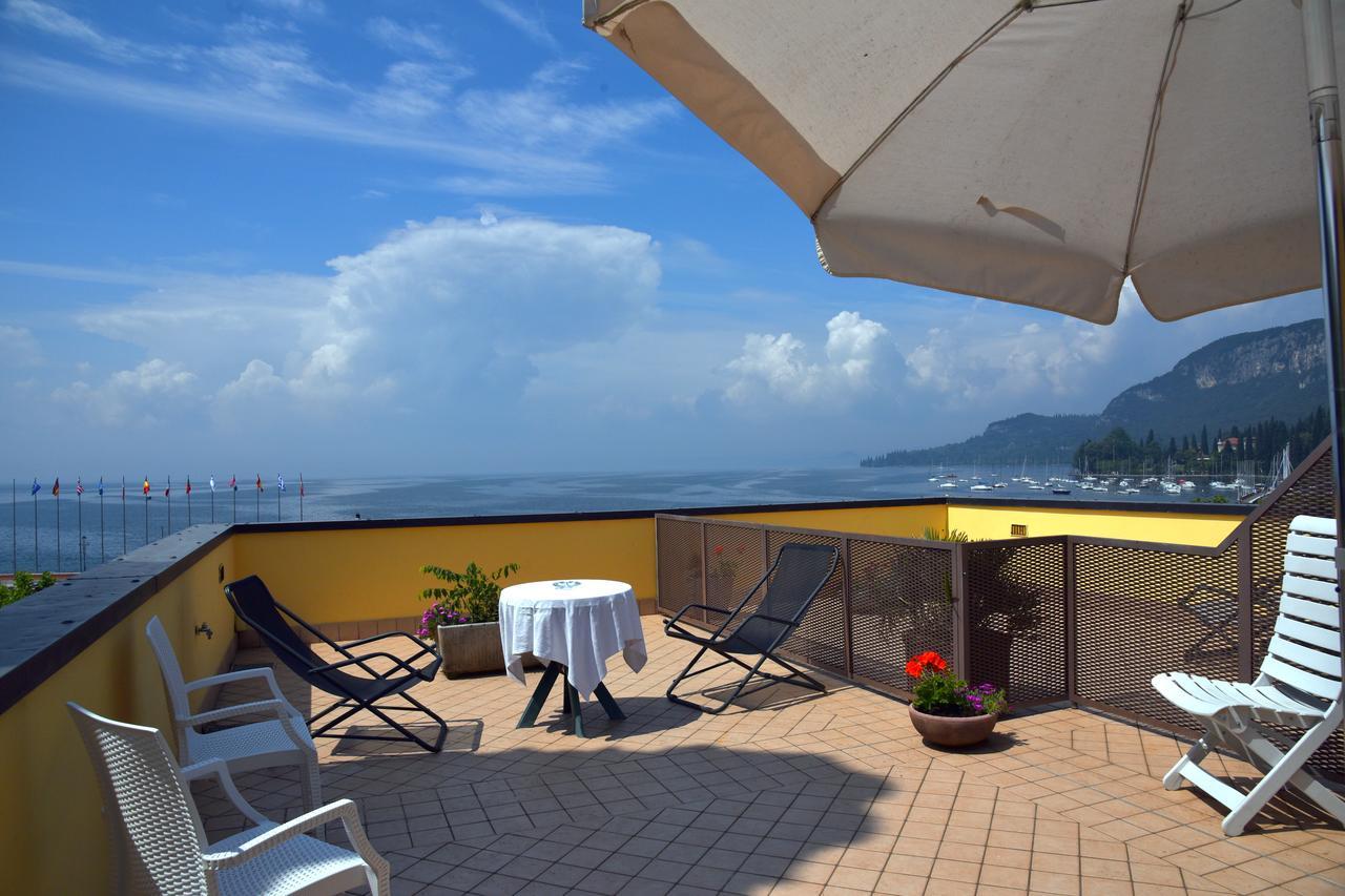 Hotel Ristorante Miralago Garda  Bagian luar foto